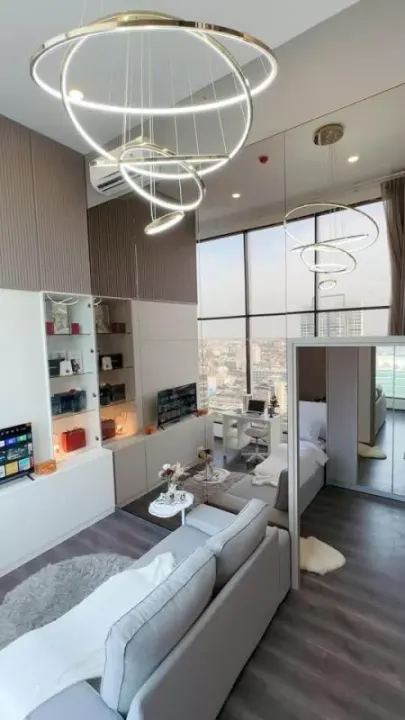 Property photos for Knightsbridge Space Ratchayothin