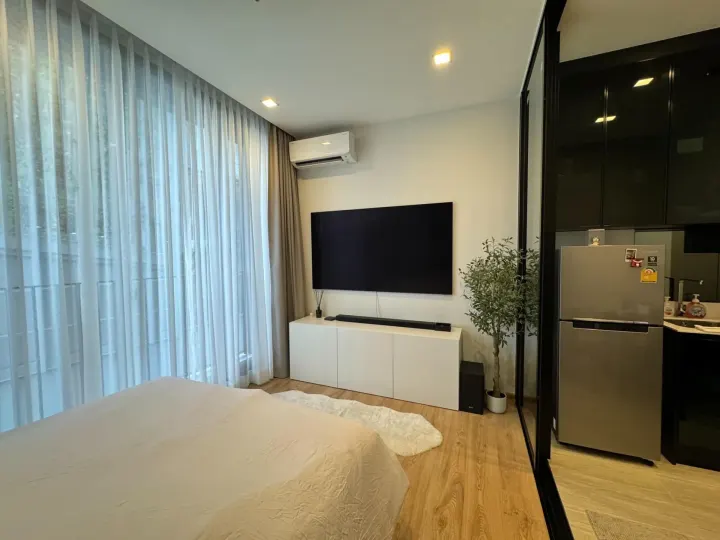 Property photos for Noble Around Ari