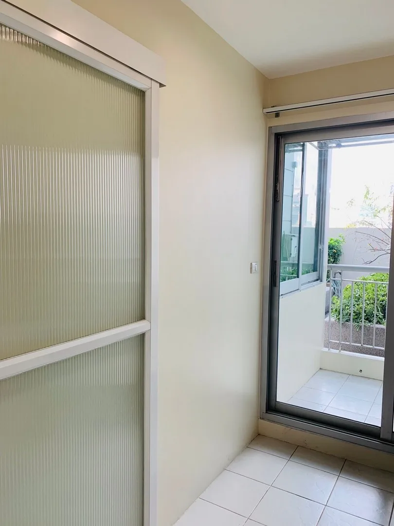 Property photos for Life @ Sathorn 10