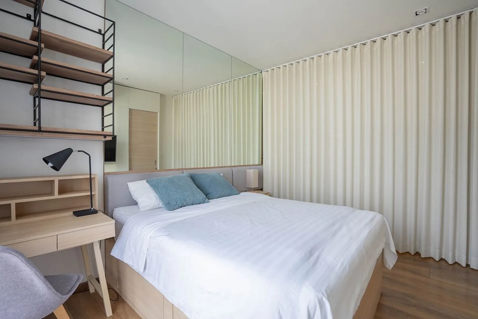 Property photos for Park Origin Phromphong