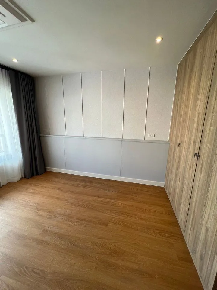 Property photos for Baan Ploenchit