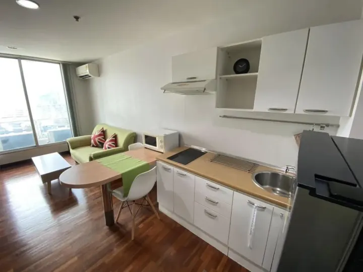 Property photos for Baan Pathumwan