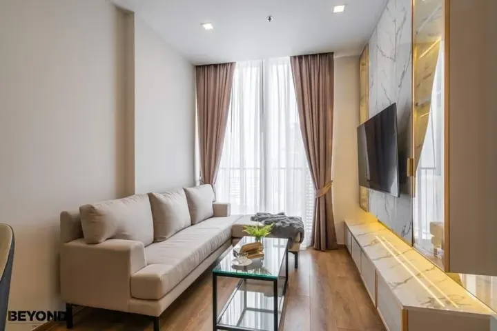 Property photos for Noble BE 33