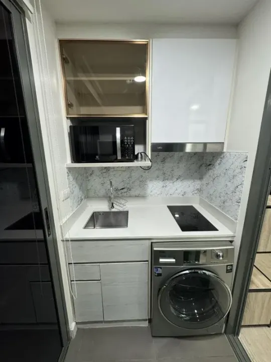 Property photos for Metroluxe Rose Gold Phahol-Sutthisan