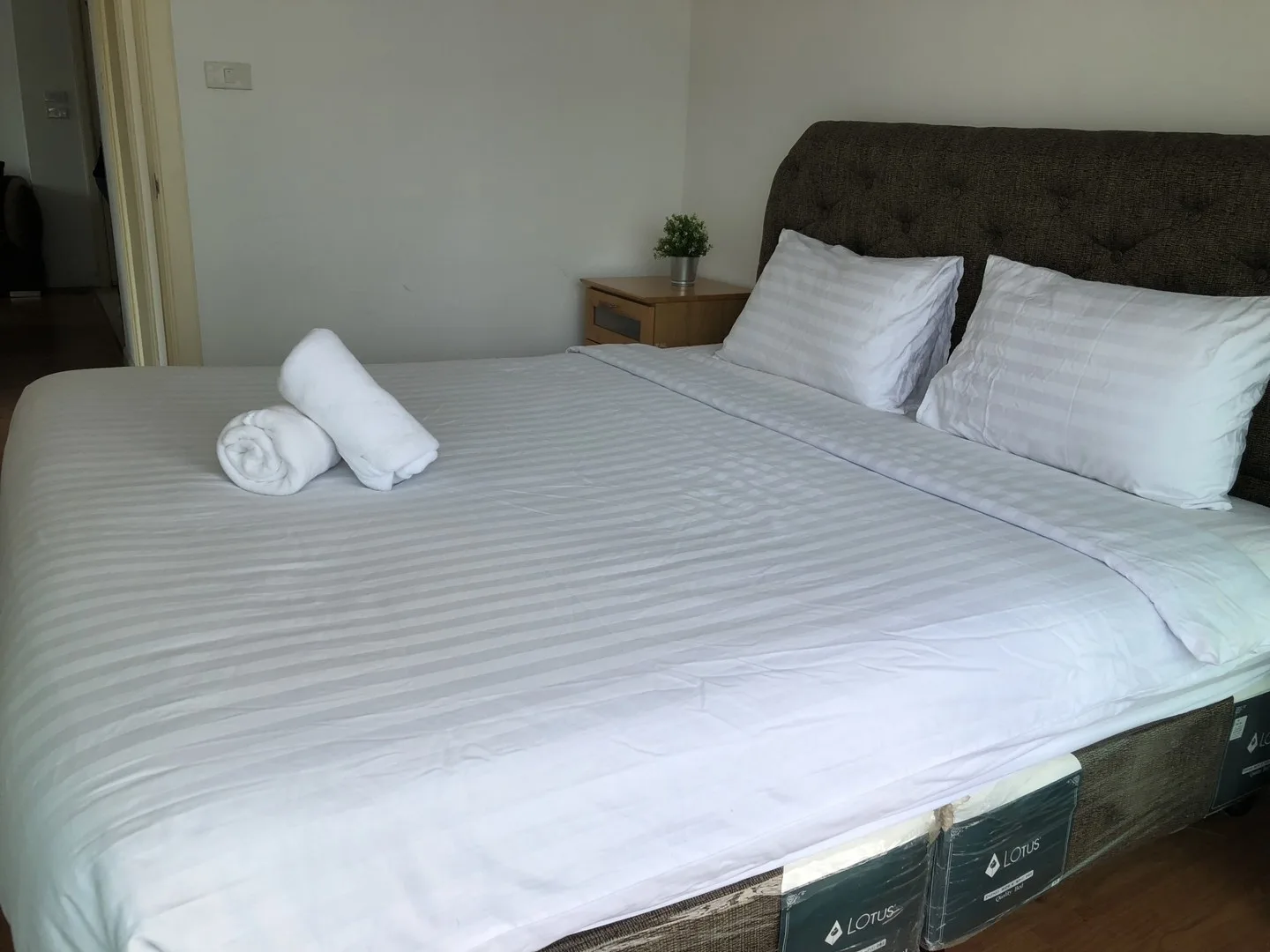Property photos for Grand Park View