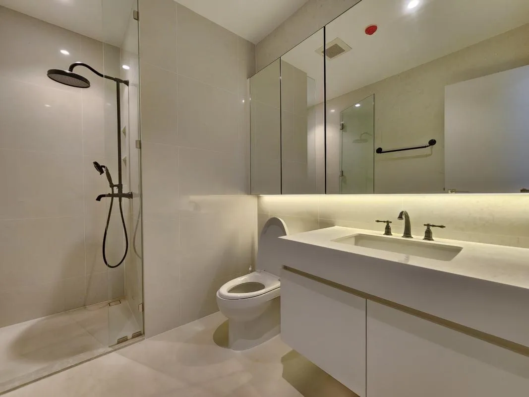 Property photos for Muniq Langsuan