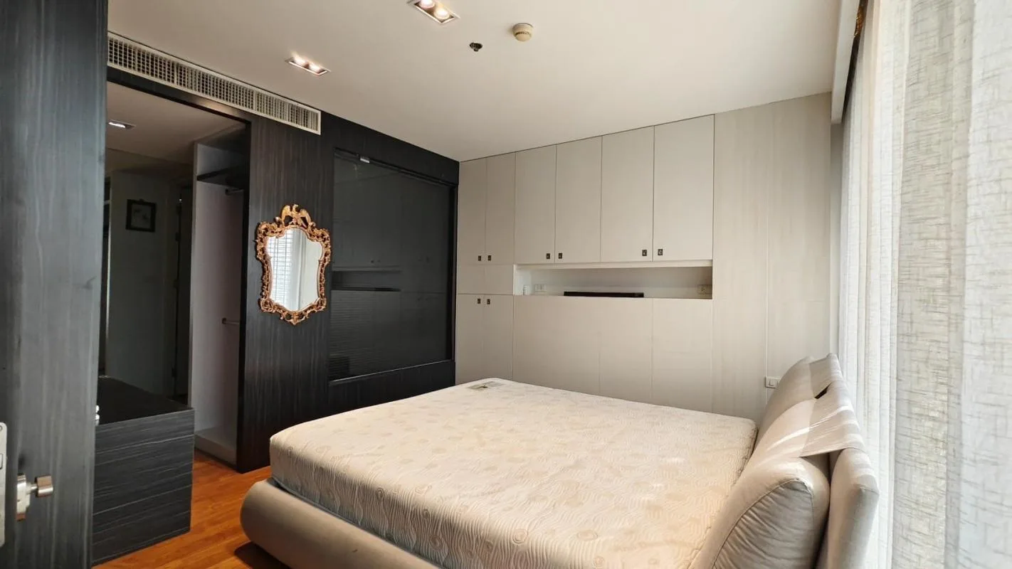 Property photos for Amanta Lumpini