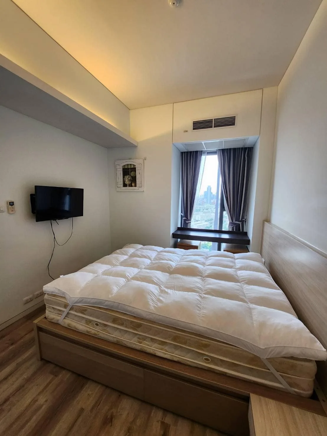 Property photos for Siamese Ratchakru
