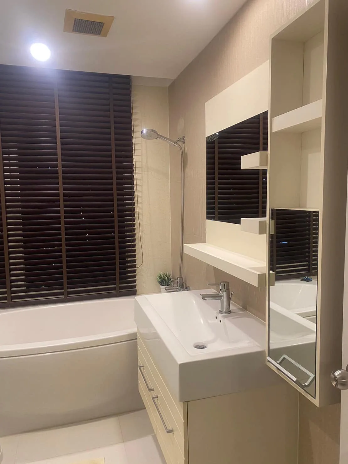 Property photos for Baan Siri 31