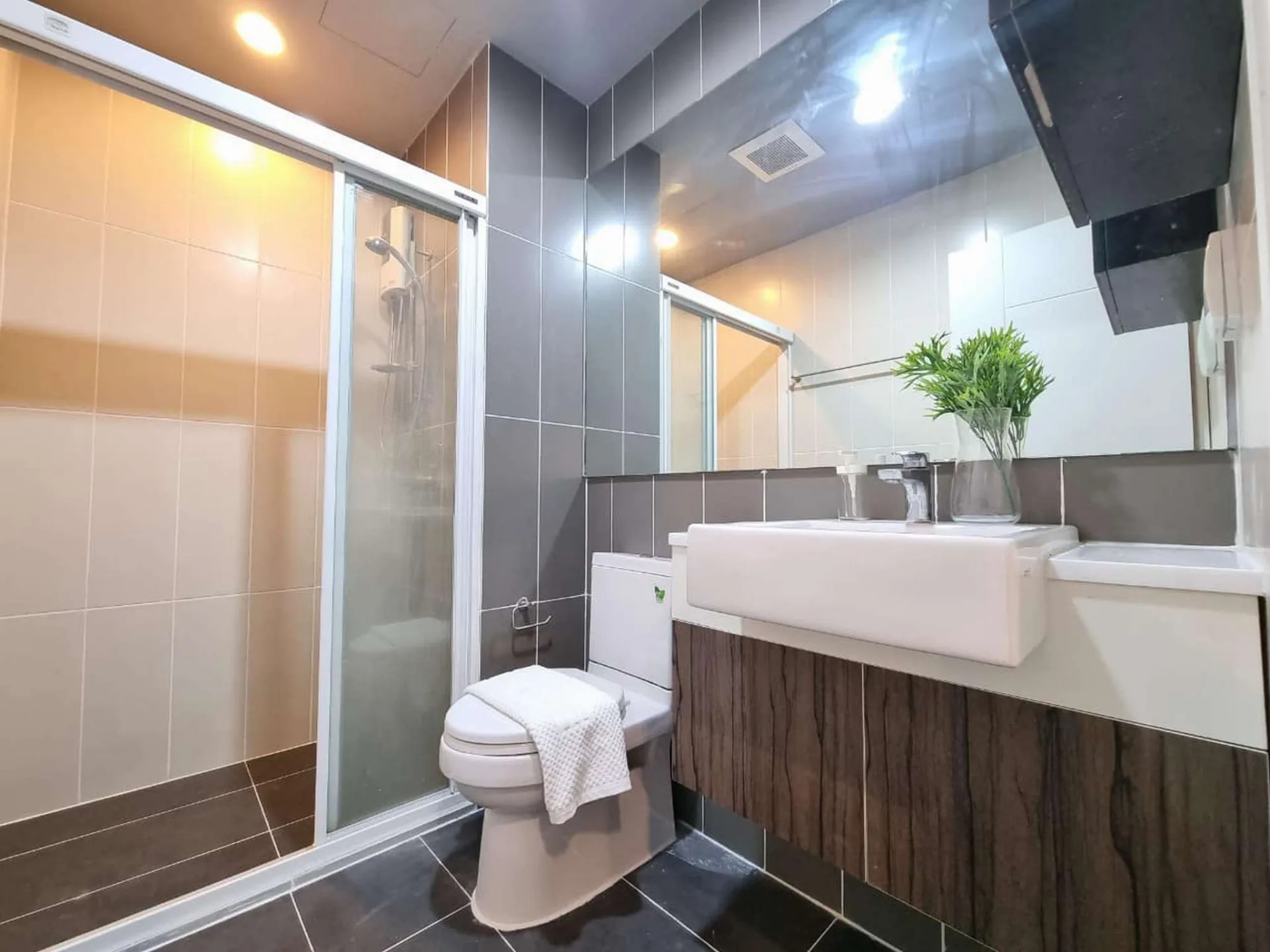 Property photos for Centric Ratchada - Huai Khwang
