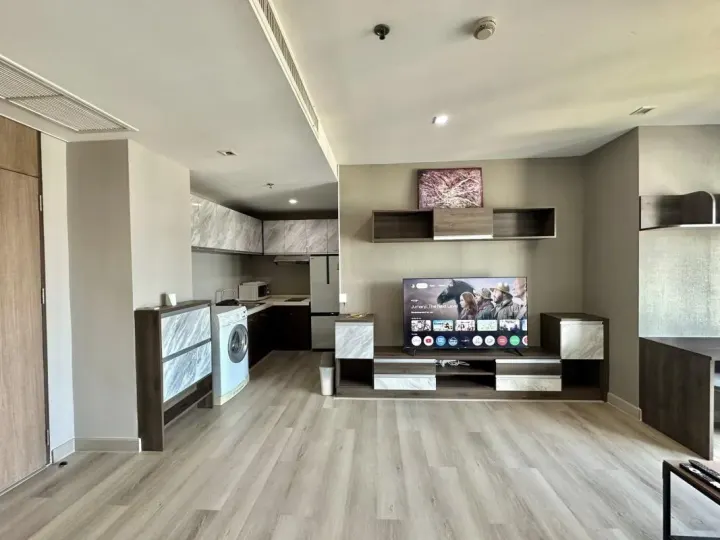 Property photos for Noble Remix