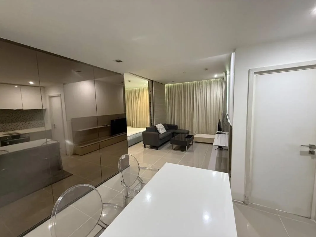 Property photos for The Room Sukhumvit 21