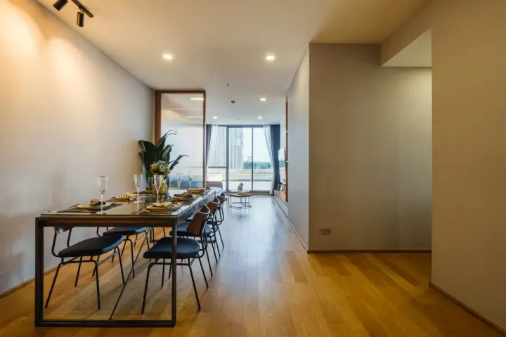 Property photos for Hyde Sukhumvit 13