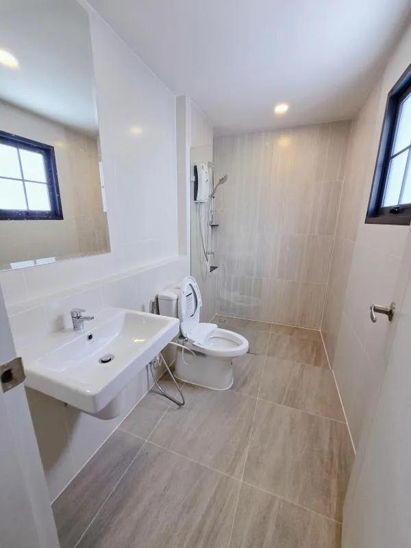 Property photos for Centro Bangna-wongwaen