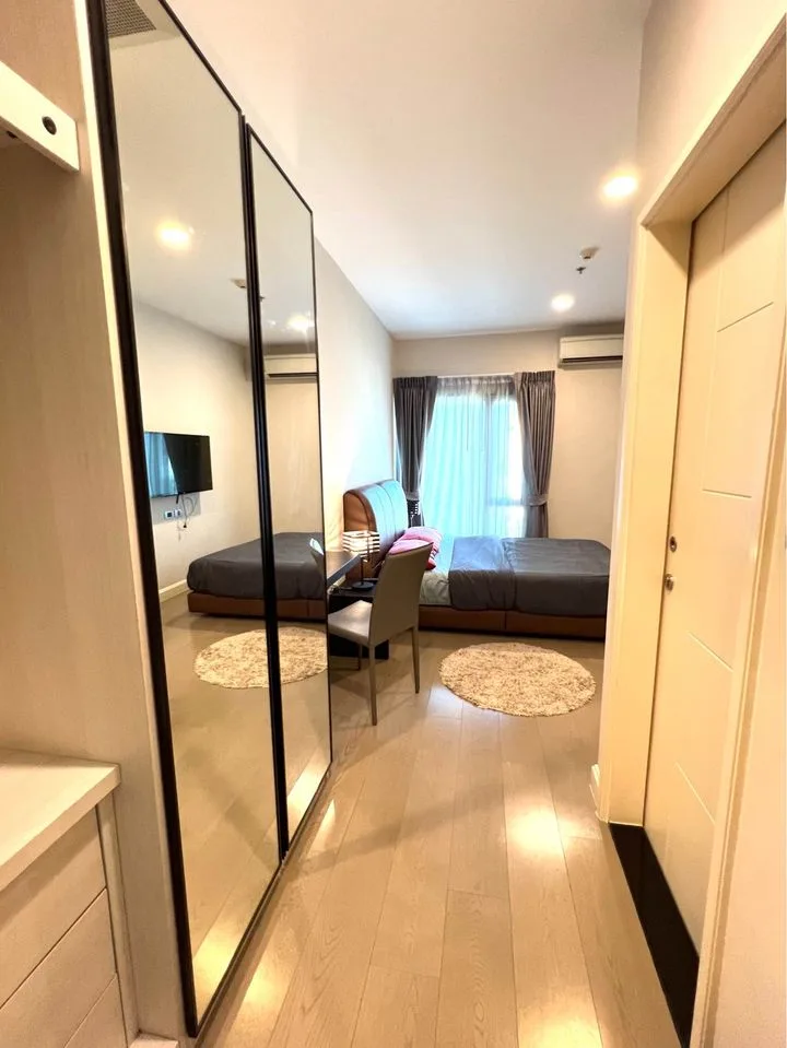 Property photos for The Crest Sukhumvit 34