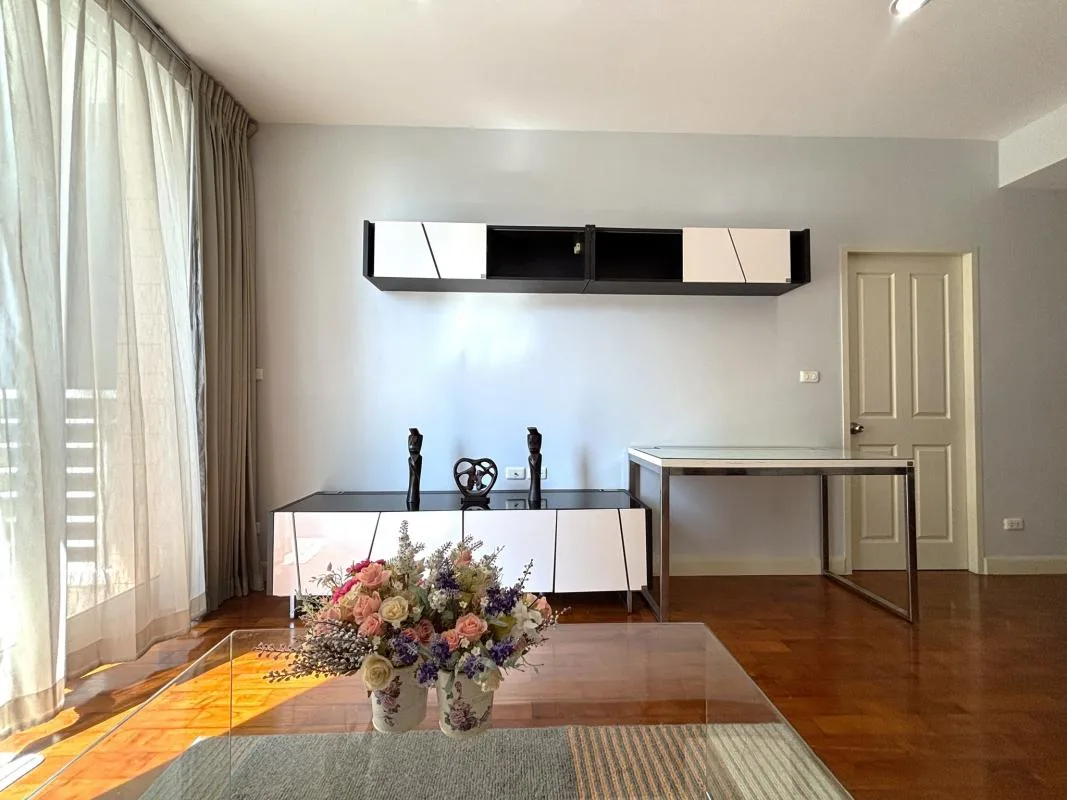 Property photos for Siri Residence