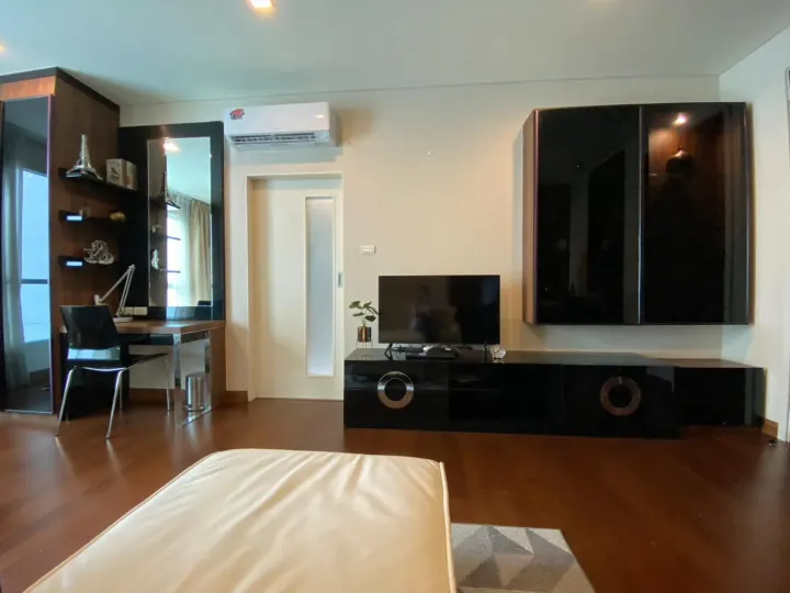 Property photos for Ivy Thonglor