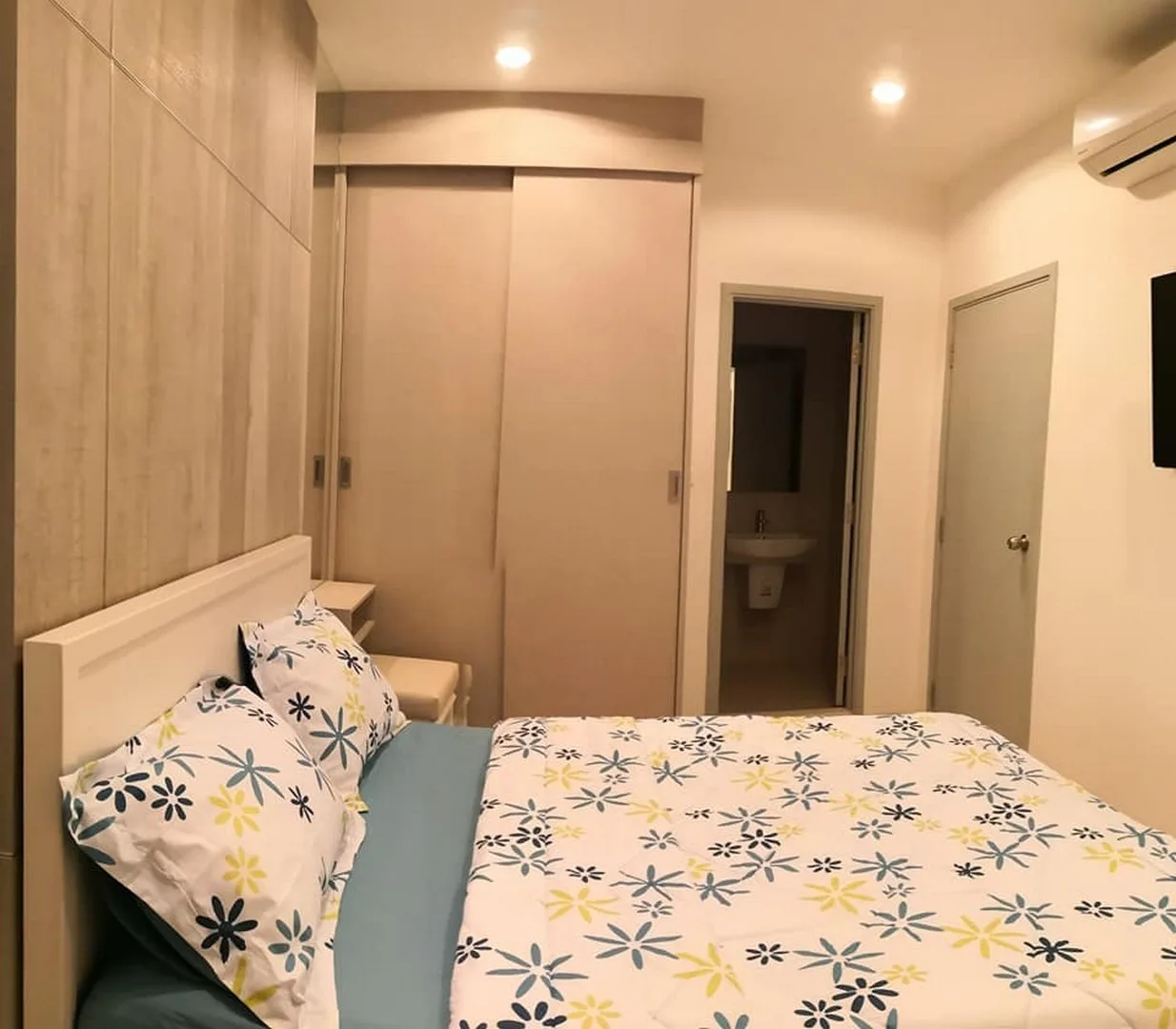 Property photos for Ideo Mobi Sukhumvit Eastgate