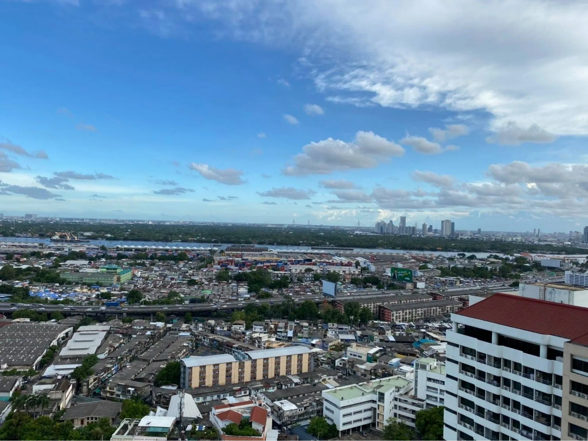 Property photos for OKA HAUS Sukhumvit 36