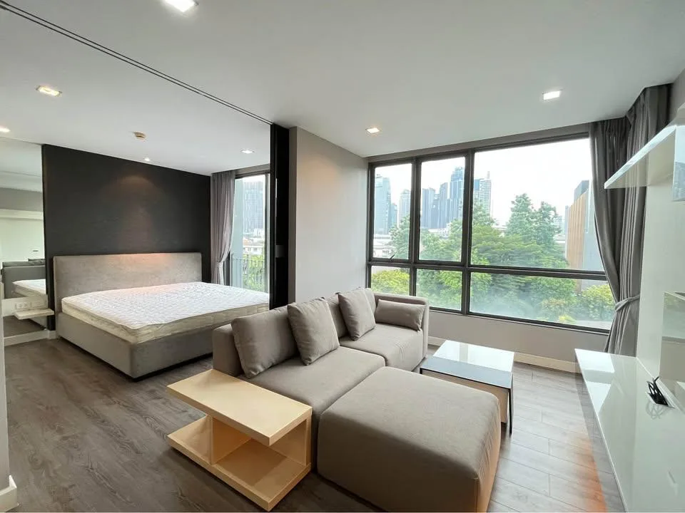 Property photos for The Room Sukhumvit 40