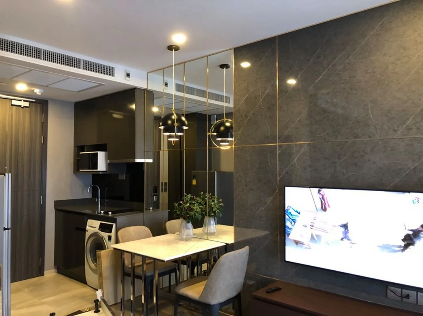 Property photos for Ashton Asoke