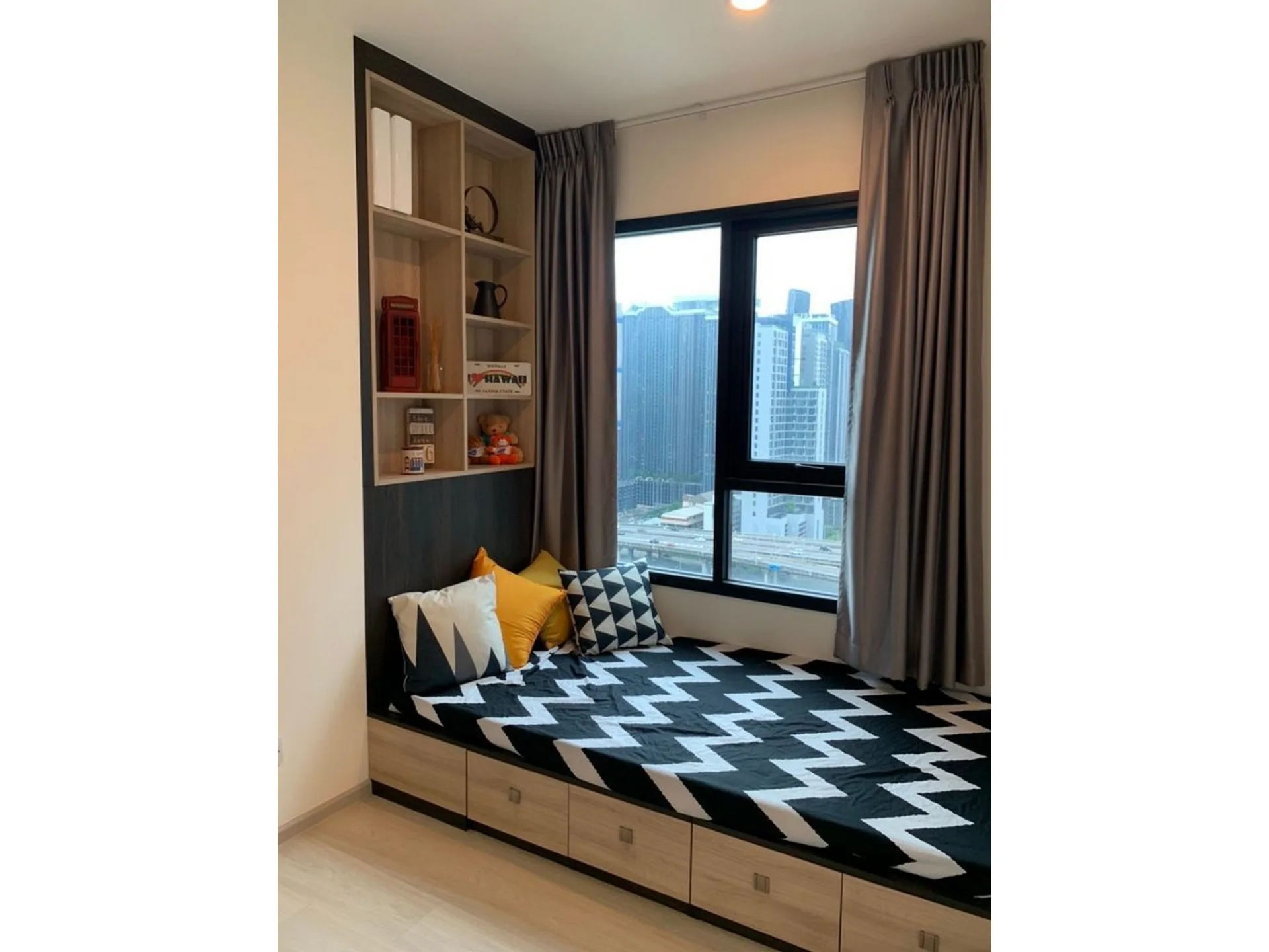 Property photos for Life Asoke