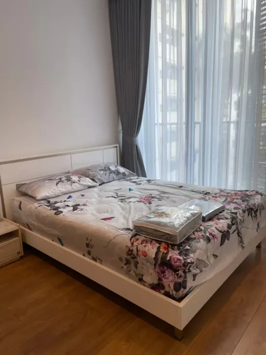 Property photos for Noble BE 33