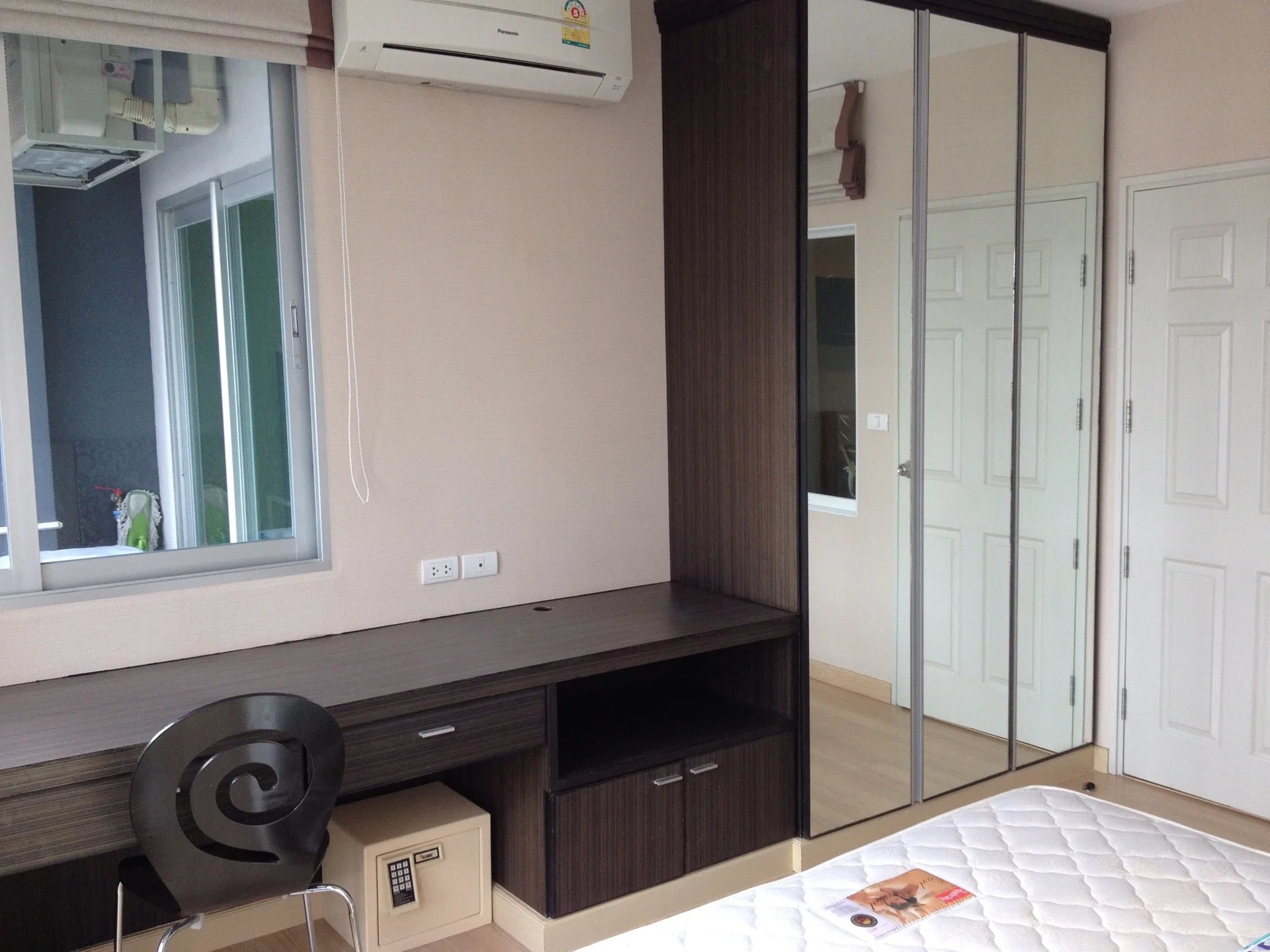 Property photos for Life @ Sathorn 10