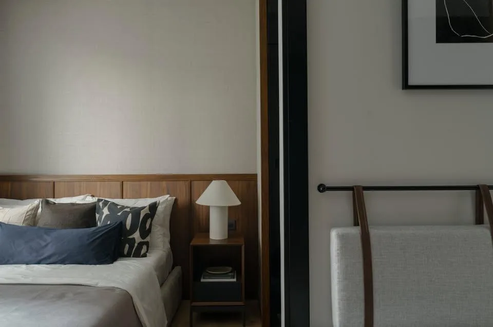 Property photos for Noble Around Ari