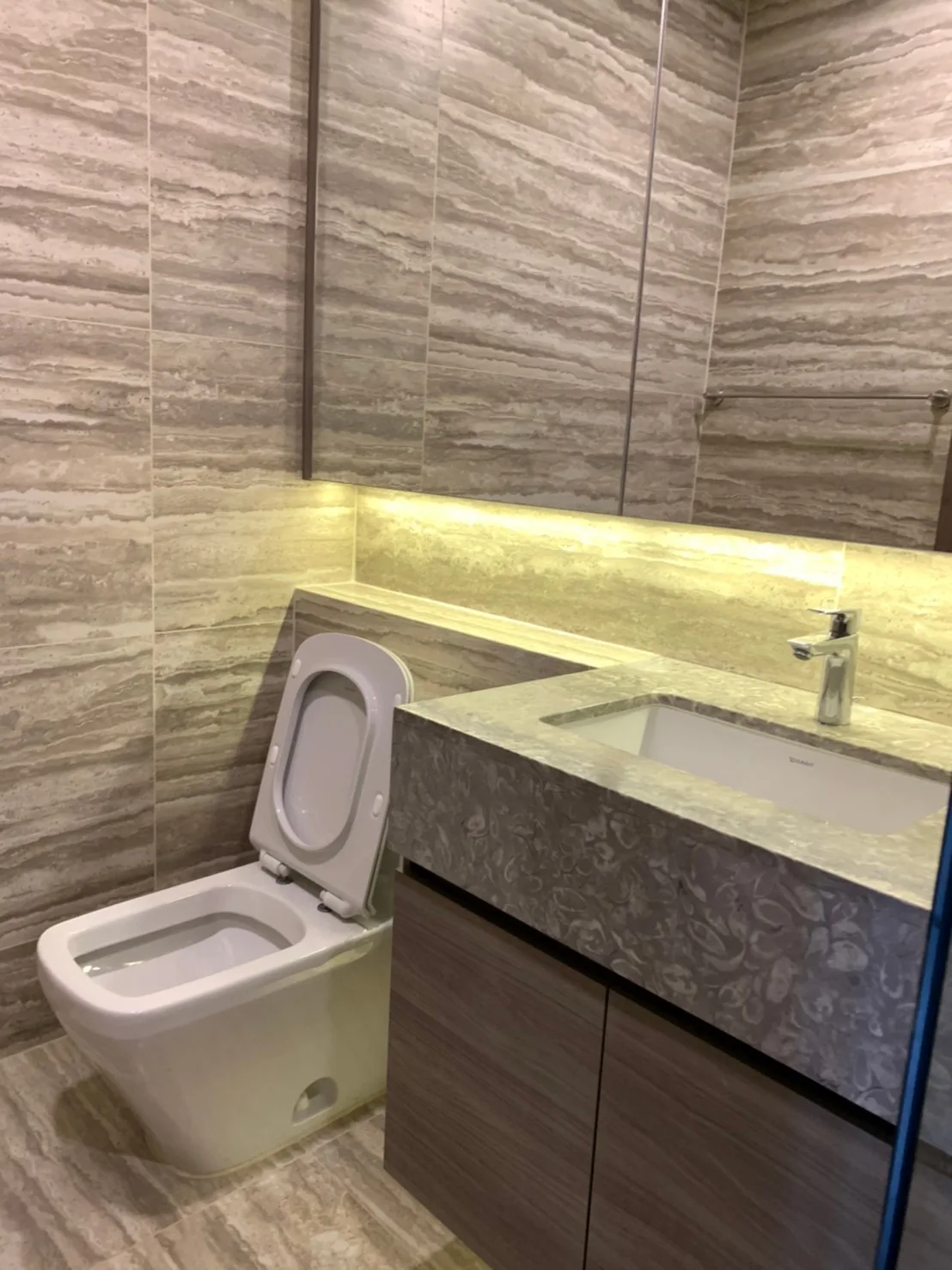 Property photos for Celes Asoke