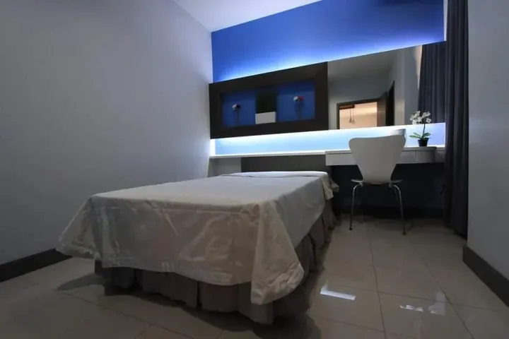 Property photos for Pathumwan Resort