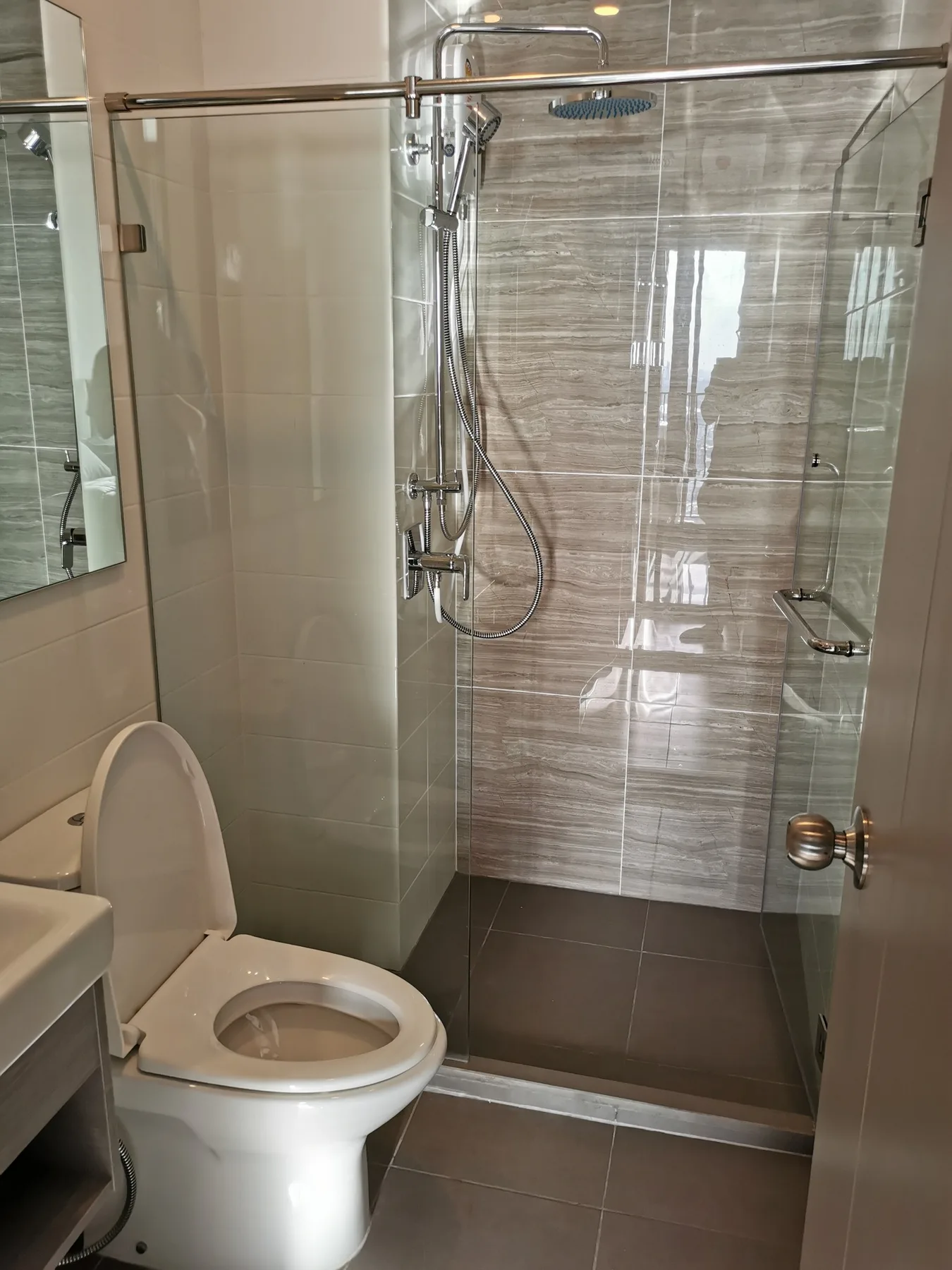 Property photos for Knightsbridge Prime Onnut