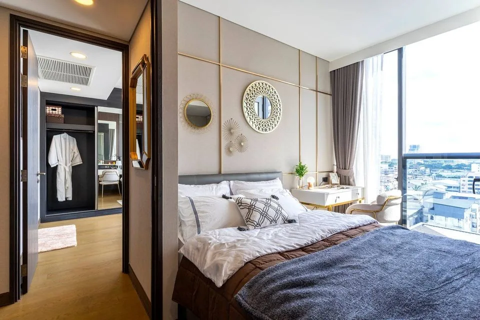 Property photos for Siamese Exclusive Queens