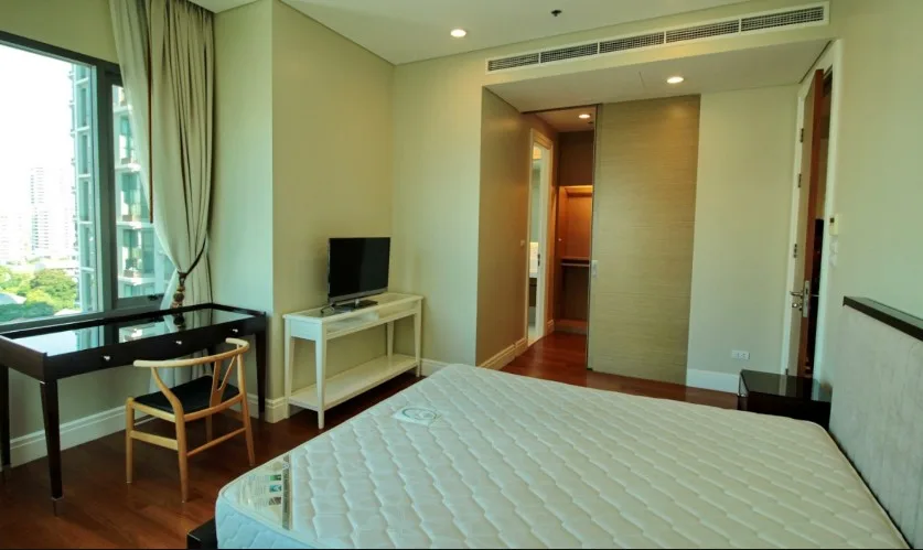 Property photos for Bright Sukhumvit 24