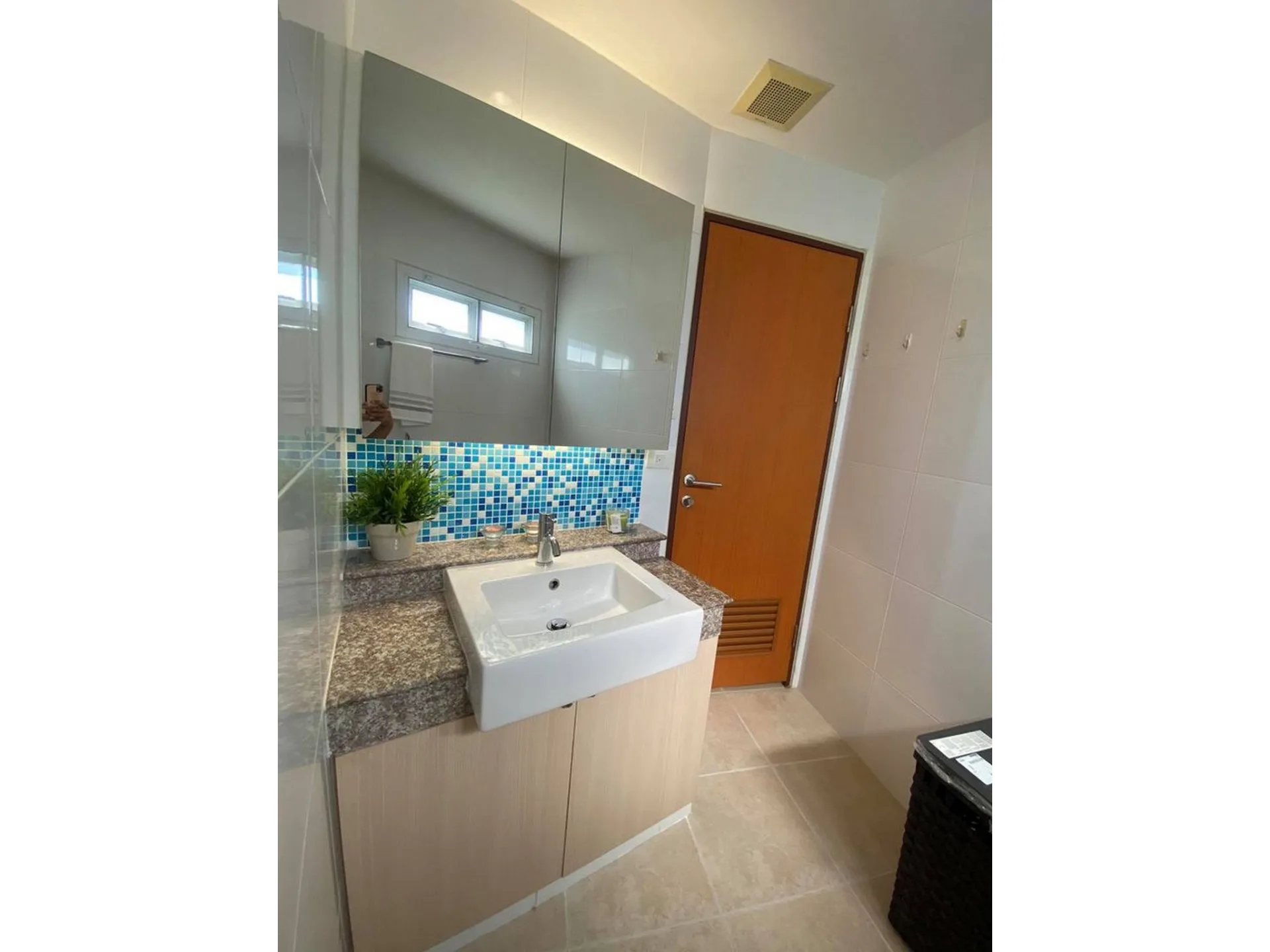 Property photos for Residence 52