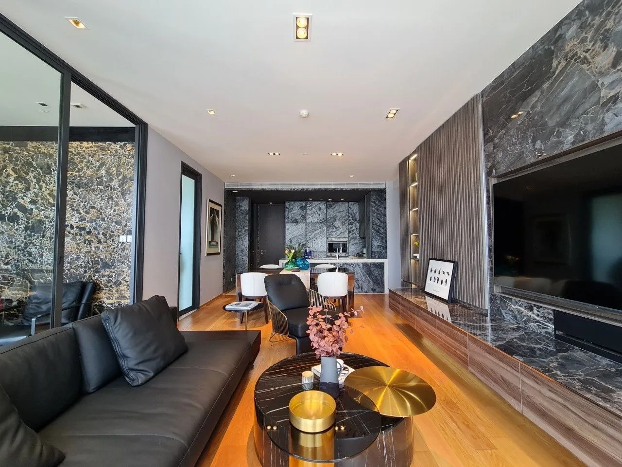 Property photos for BEATNIQ Sukhumvit 32