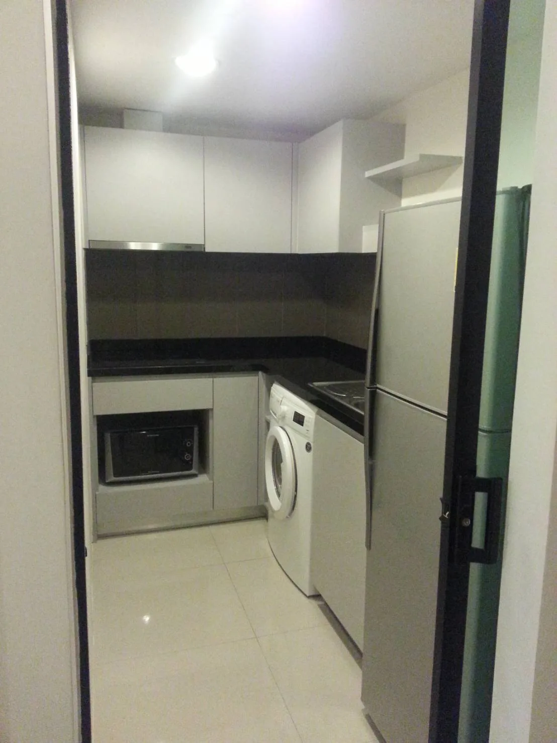 Property photos for Zenith Place Sukhumvit 42