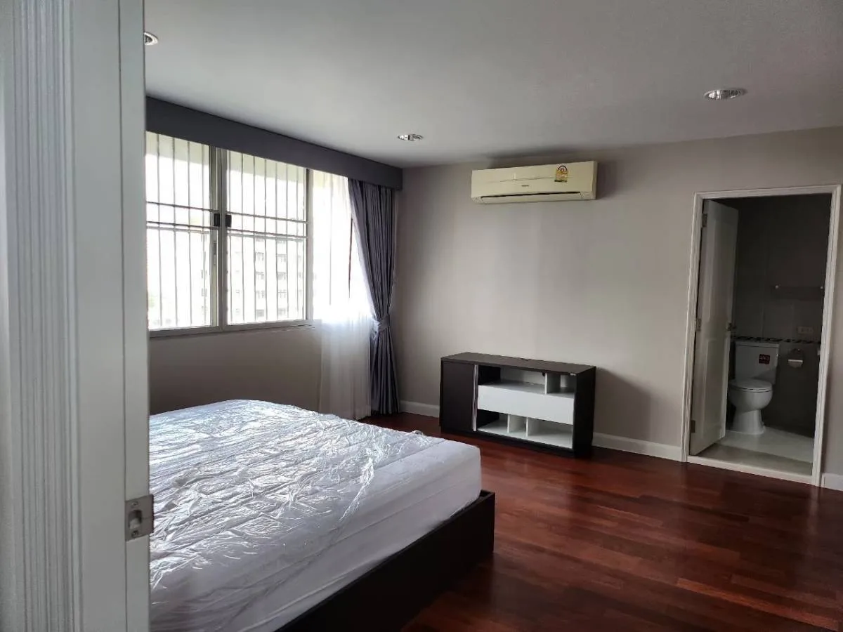 Property photos for D.S. Tower 1 Sukhumvit 33