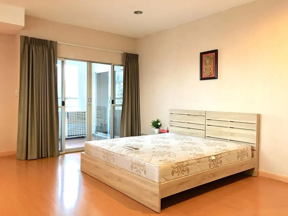 Property photos for The Waterford Diamond