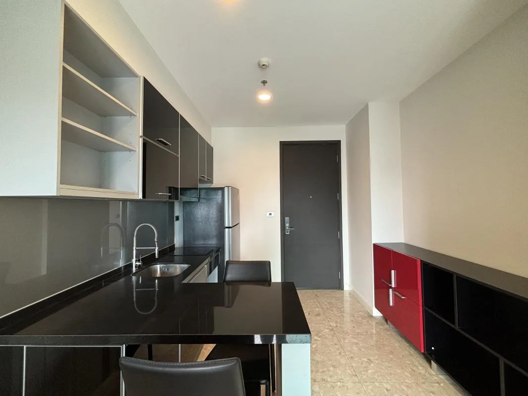 Property photos for The Crest Sukhumvit 34