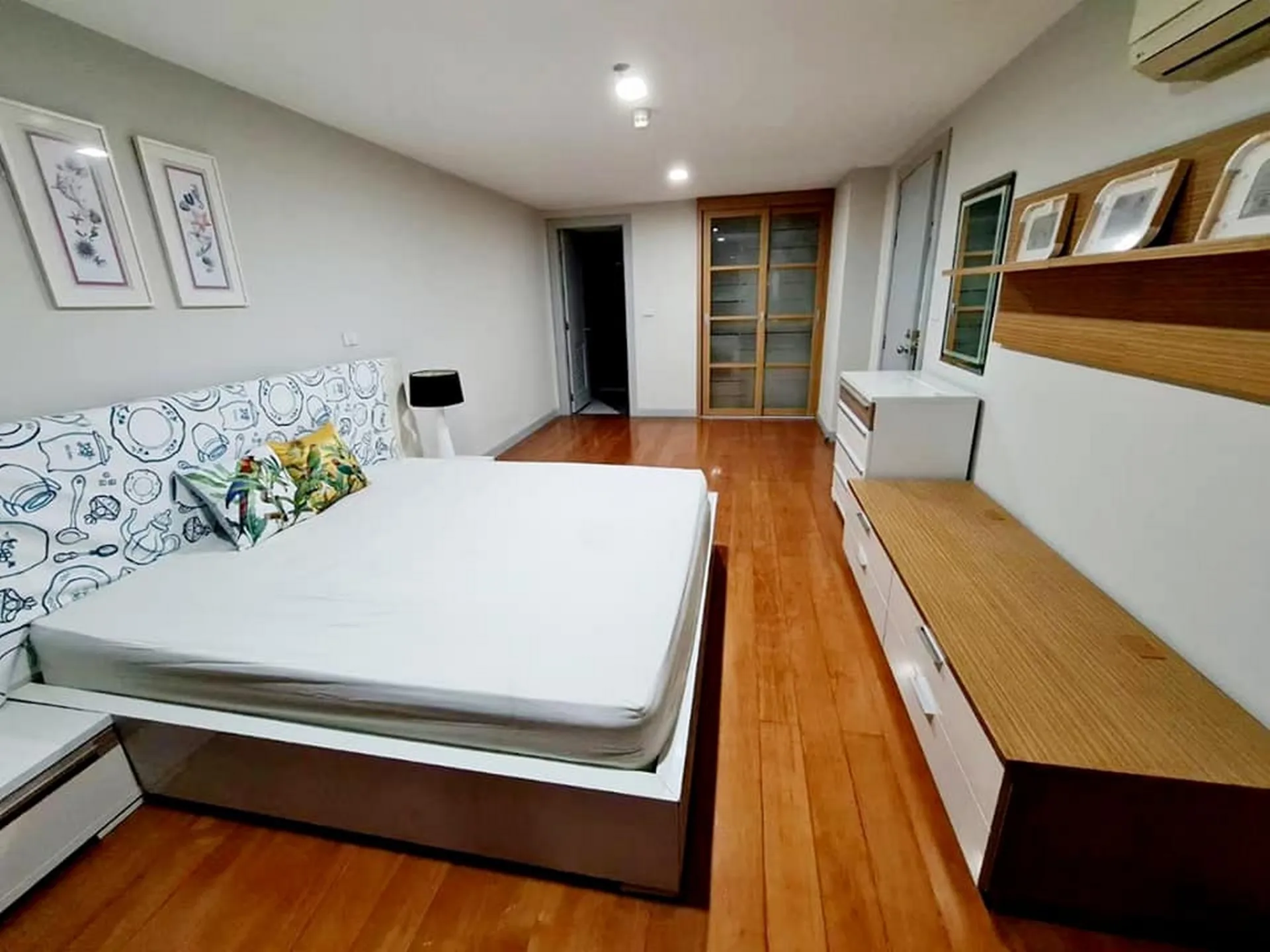 Property photos for Prime Mansion Sukhumvit 31