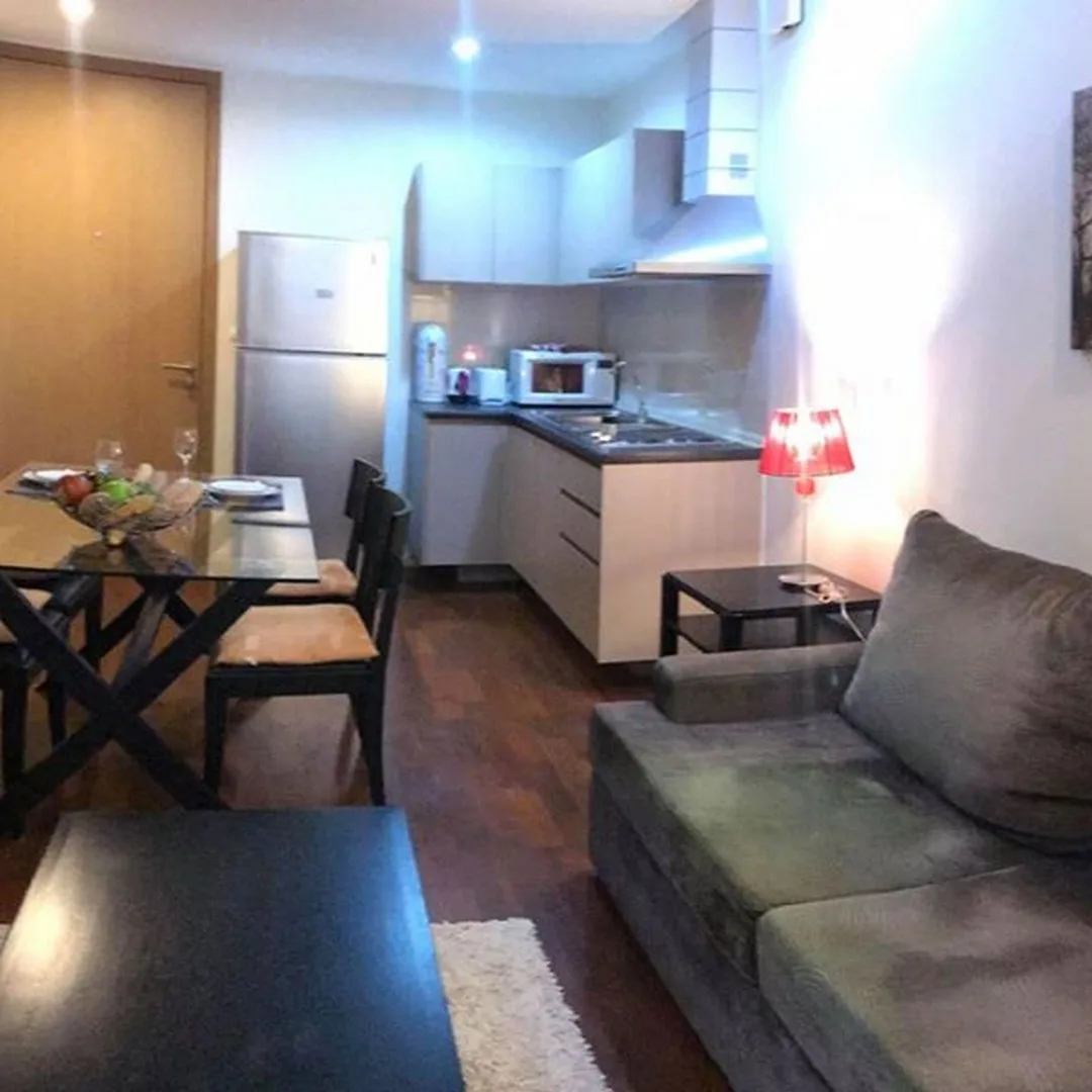 Property photos for Siri On 8