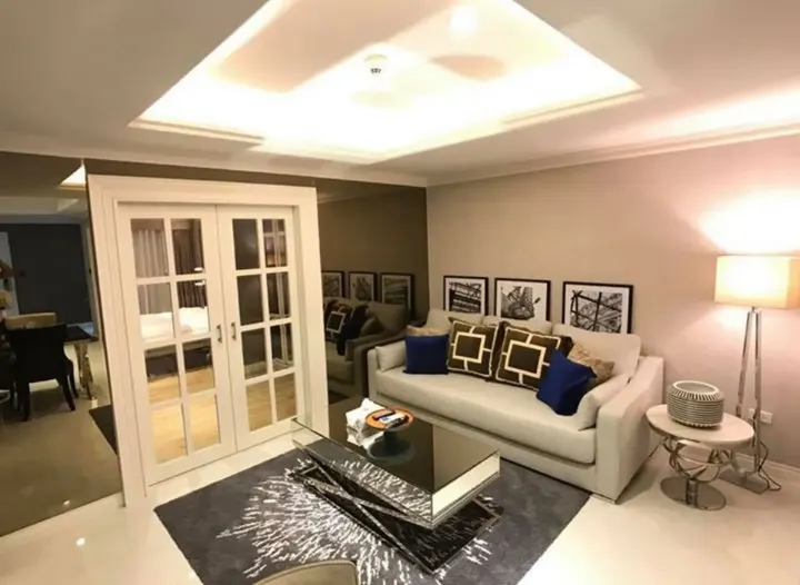 Property photos for State Tower