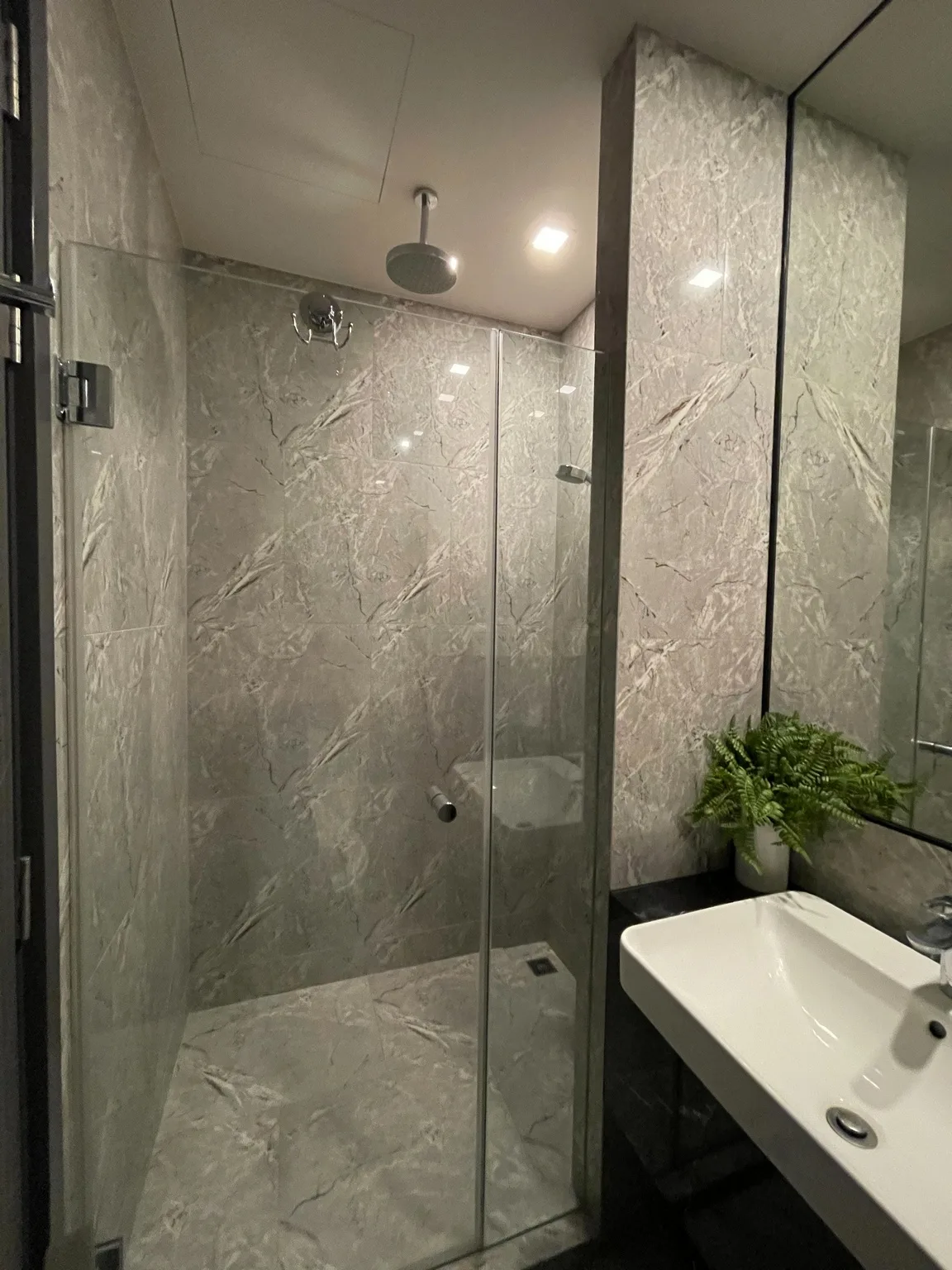 Property photos for Ashton Asoke