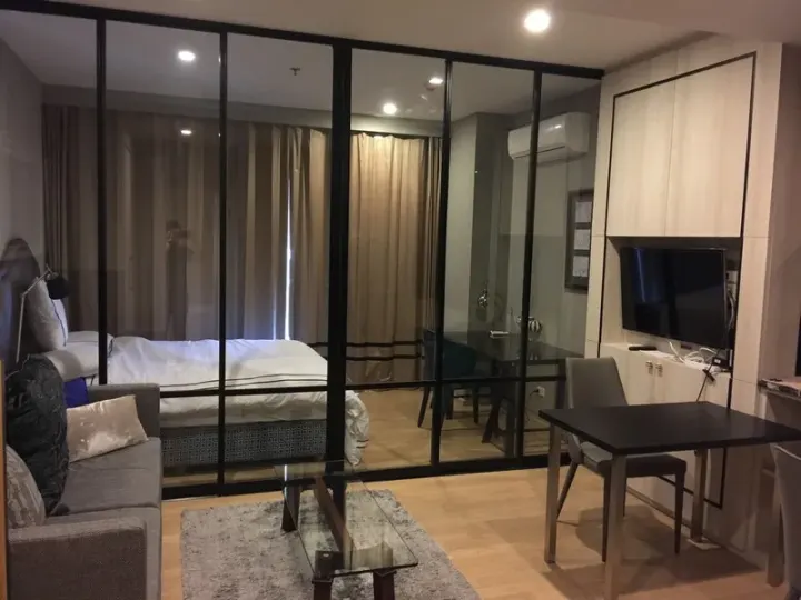 Property photos for Noble Refine