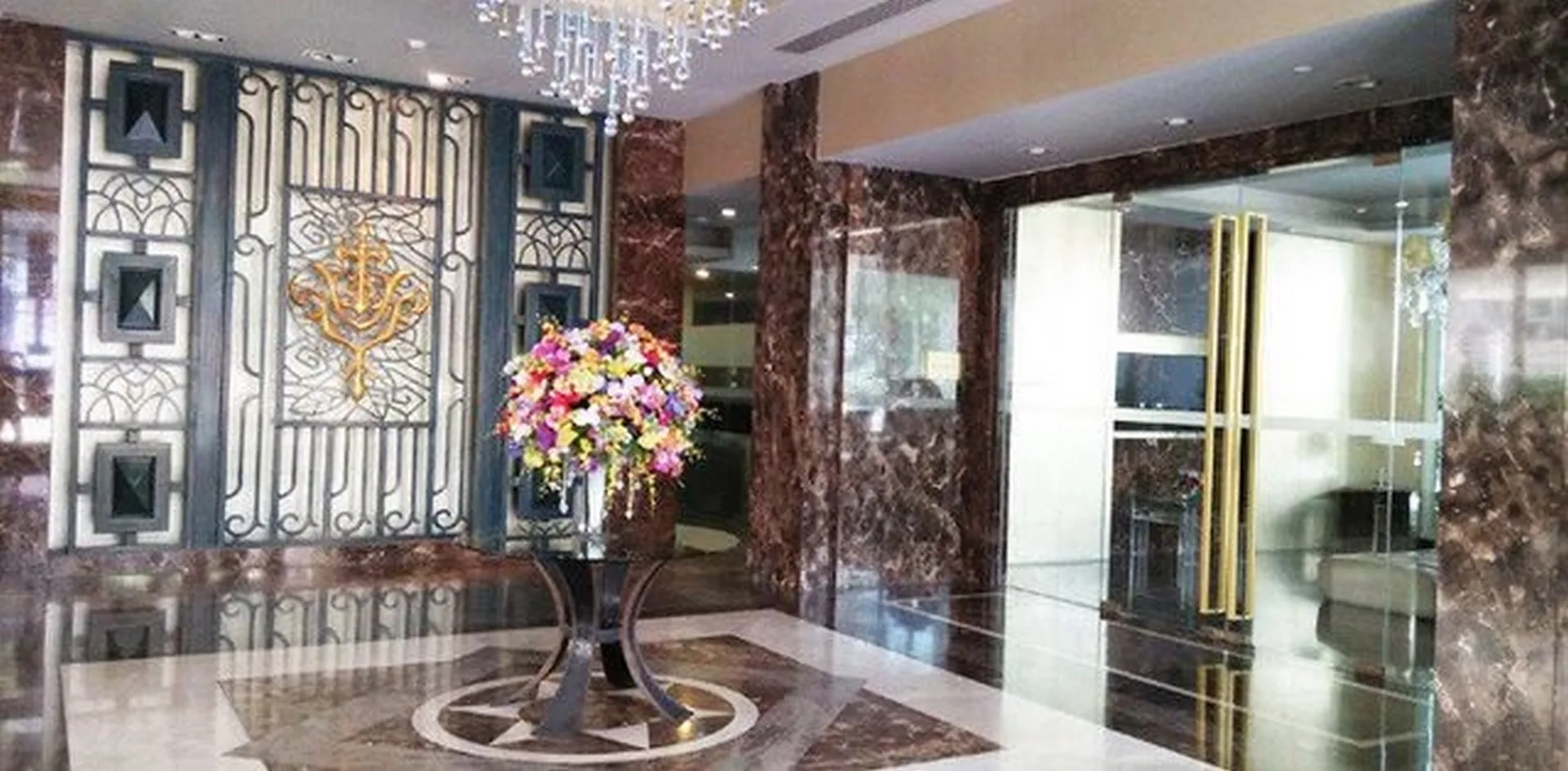 Property photos for Ivy Thonglor