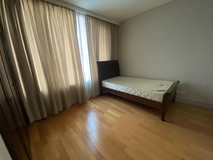 Property photos for Aguston Sukhumvit 22