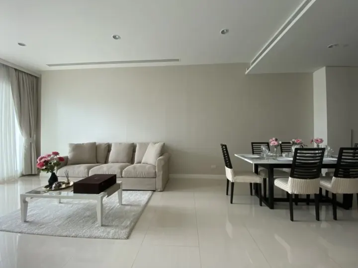 Property photos for 185 Rajadamri