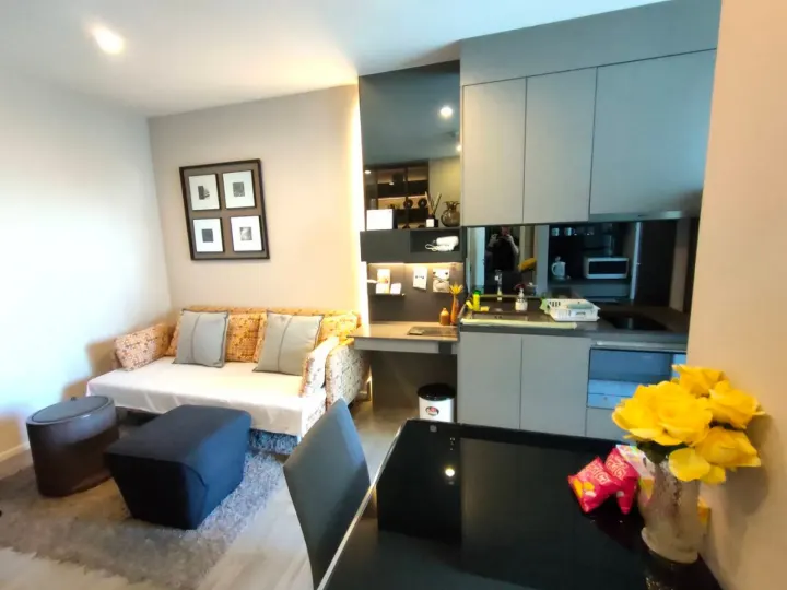 Property photos for The Room Sukhumvit 69
