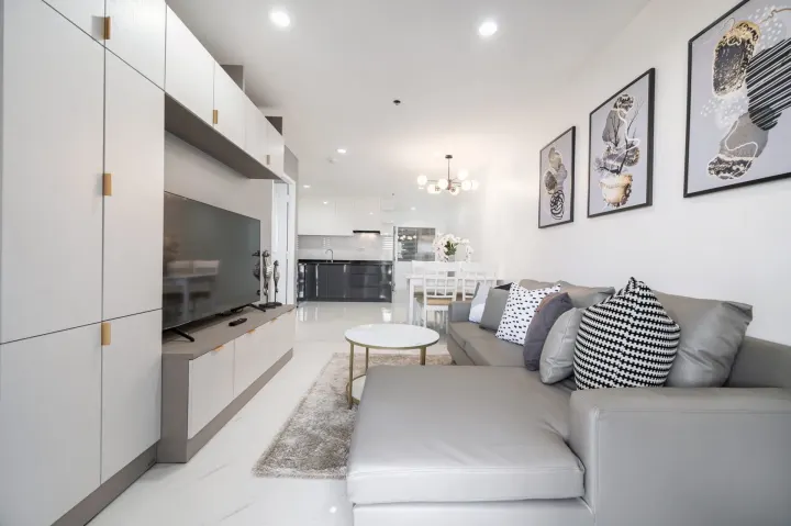Property photos for The Waterford Diamond